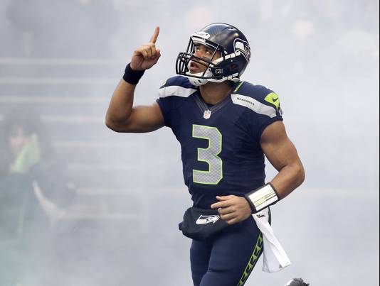 2013-01-03-russell-wilson-2-seahawks-4_3_r536_c5341